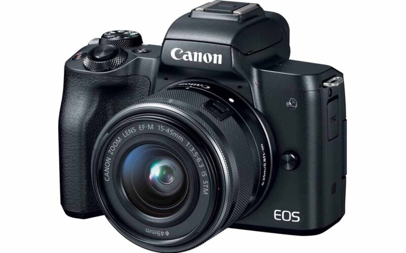 Canon EOS M50